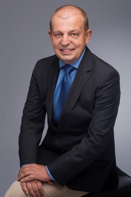 Dyrektor ds. Lecznictwa - dr n. med. Robert Kowalczyk Dyrektor ds. Lecznictwa - dr n. med. Robert Kowalczyk