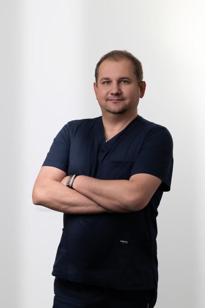 Kierujący Kliniką - dr n. med. Sylwester Michał Ciećwież Kierujący Kliniką - dr n. med. Sylwester Michał Ciećwież zdjęcie w formacie jpg
